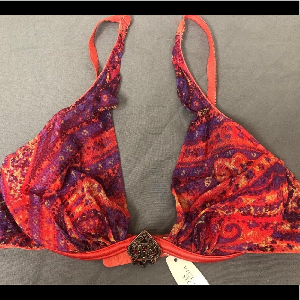 Victoria’s Secret Bra 34B 34 B push-up new NWT